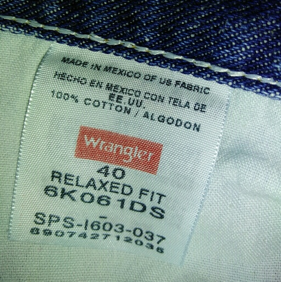 Wrangler Relaxed Fit 5 Pocket Denim Shorts - Picture 3 of 4